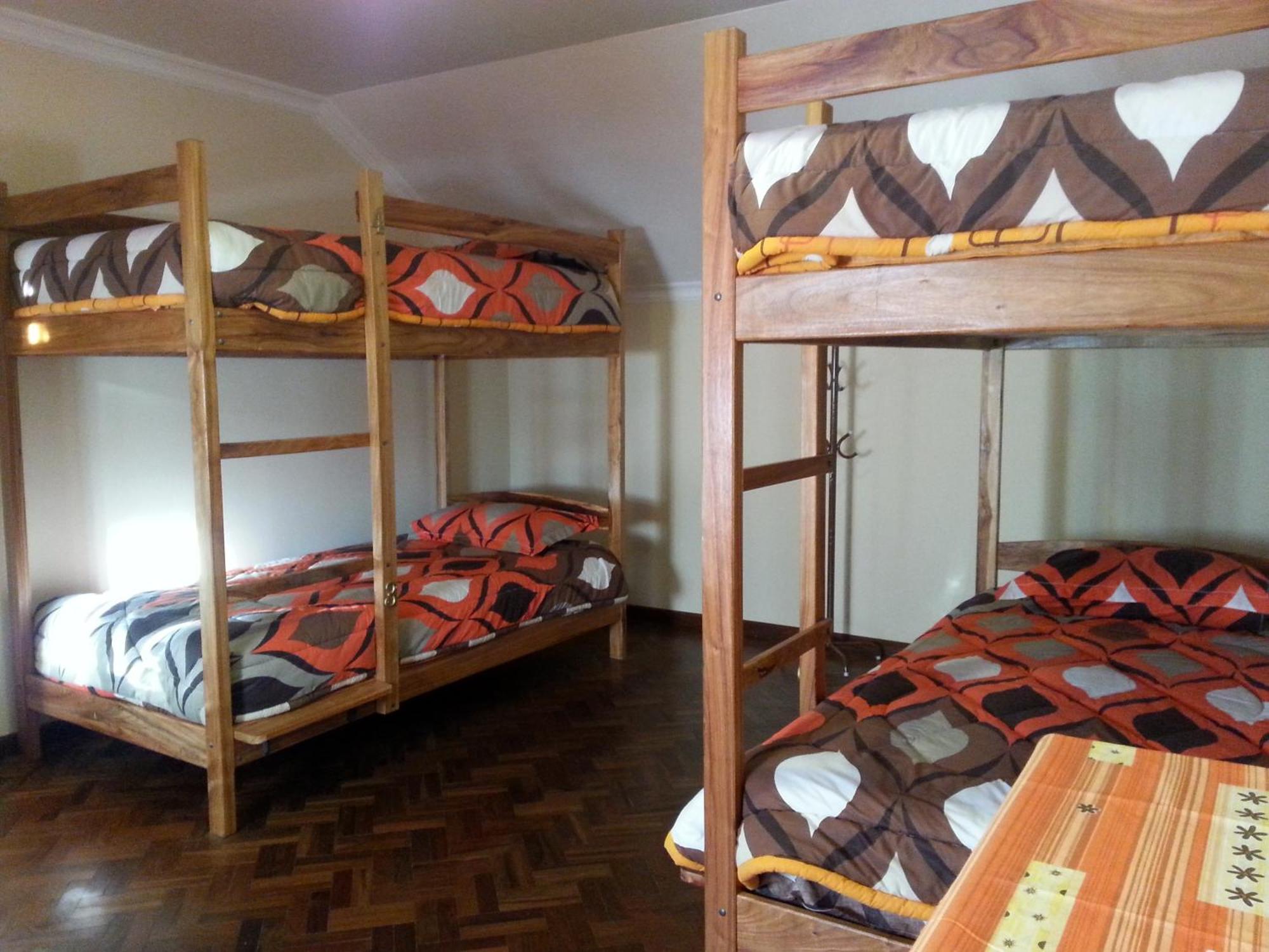 Villa Oropeza Hostel Σούκρε Δωμάτιο φωτογραφία