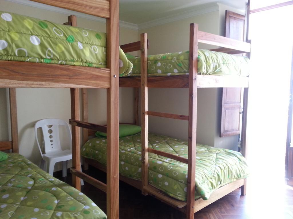 Villa Oropeza Hostel Σούκρε Δωμάτιο φωτογραφία