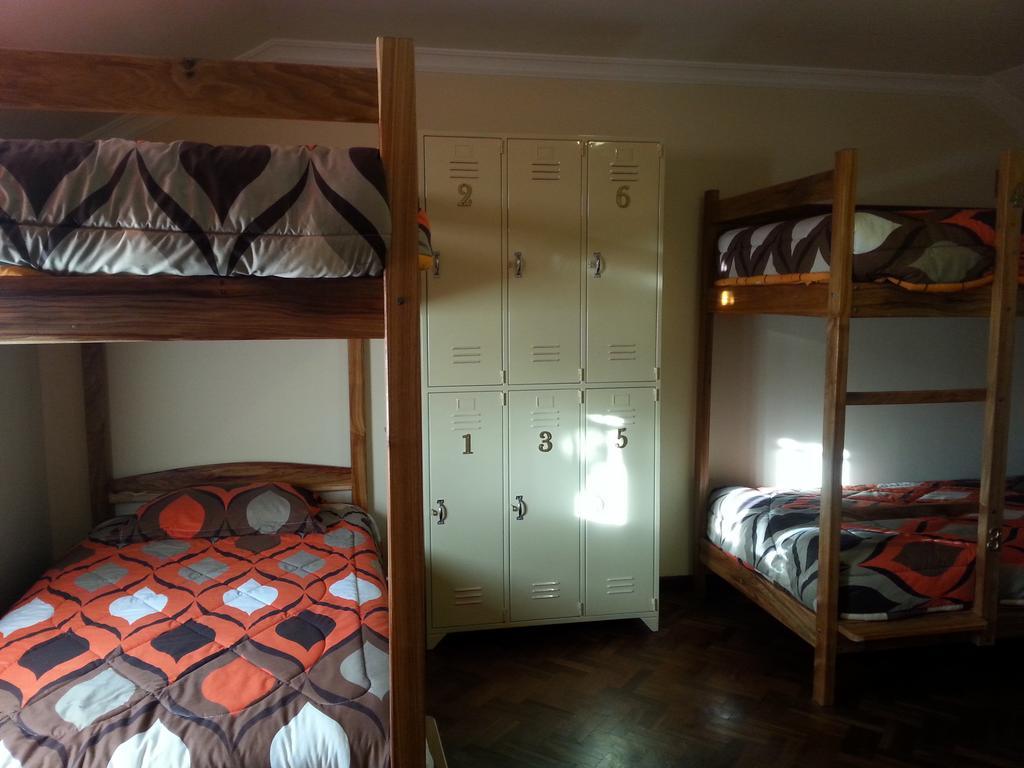 Villa Oropeza Hostel Σούκρε Δωμάτιο φωτογραφία